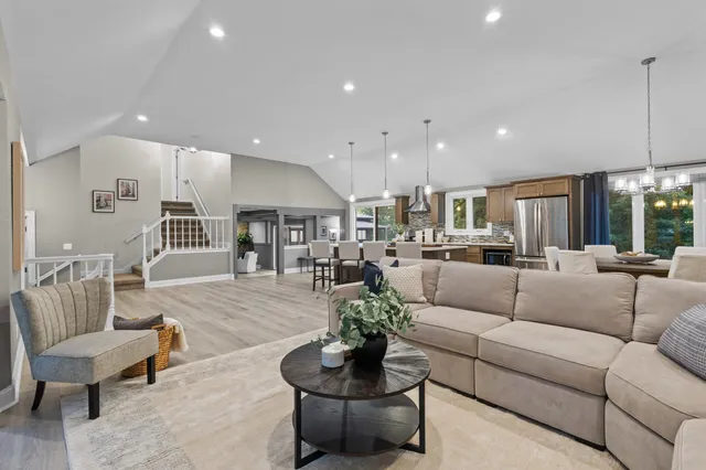 $1,100,000 | 2127 Vintage Drive, Fitchburg, WI 53575