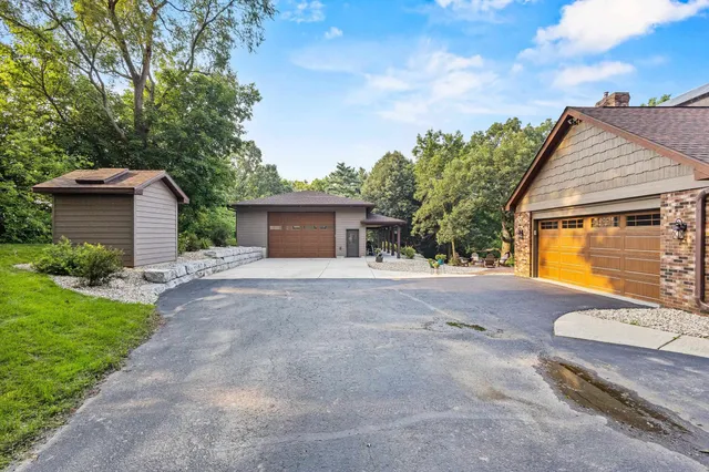 $1,100,000 | 2127 Vintage Drive, Fitchburg, WI 53575