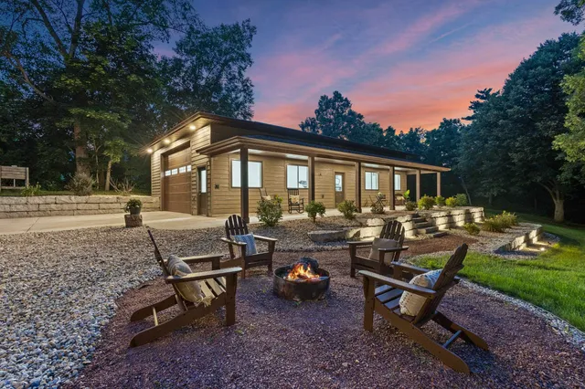 $1,100,000 | 2127 Vintage Drive, Fitchburg, WI 53575