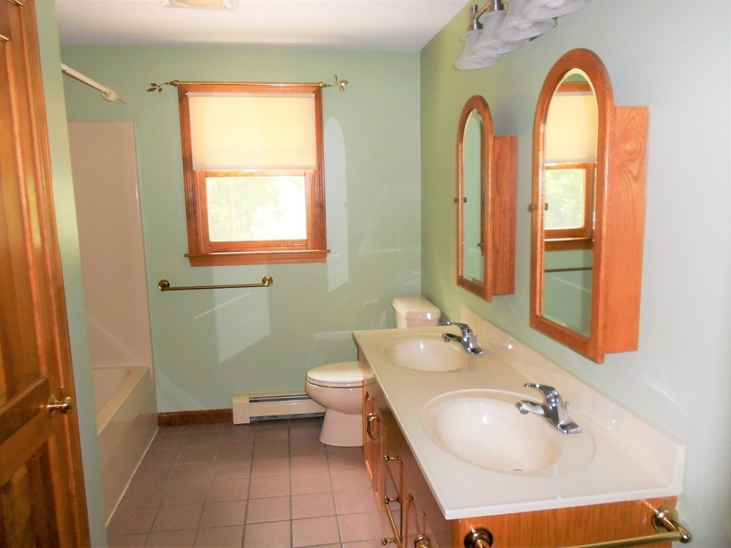 167 York Road Mansfield, MA 02048 - Photo 21 of 30 Gallery Image 21