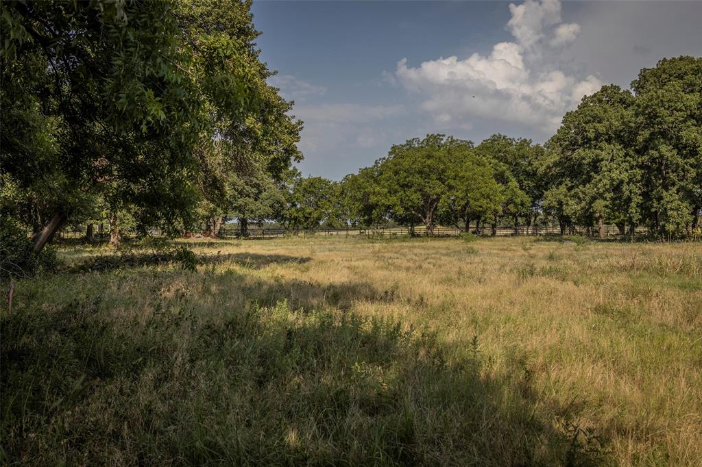 401 Dixon Road Aledo, TX 76008 - Photo 9 of 10 a view of outdoor space and yard