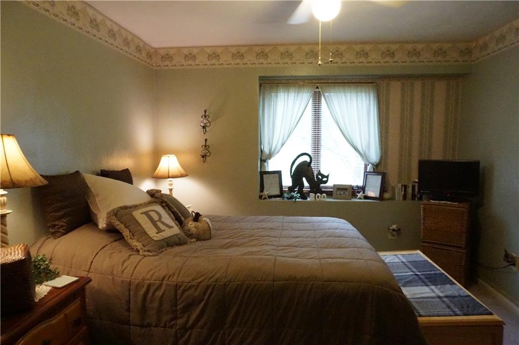 289 Hellein School Road Acme, PA 15610 - Photo 13 of 25 2nd Bedroom