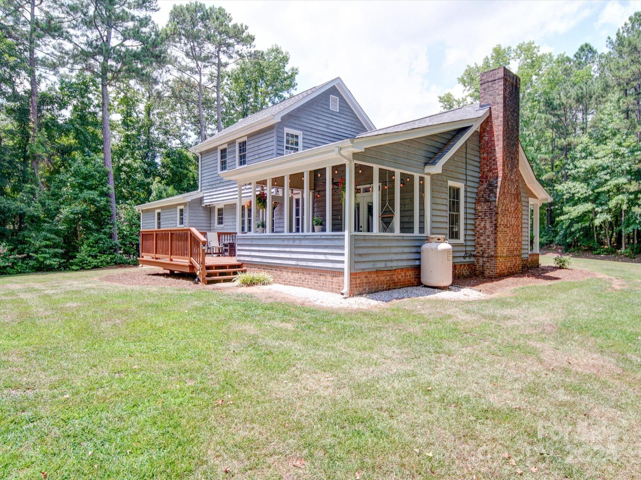 302 Nottingham Way Wadesboro, NC 28170 - Photo 4 of 48