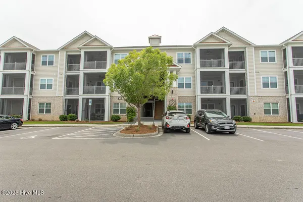 $257,400 | 395 South Crow Creek Drive, Unit 1615, Calabash, NC 28467