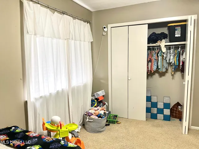 $170,000 | 406 Lakebend Place, Brandon, MS 39042