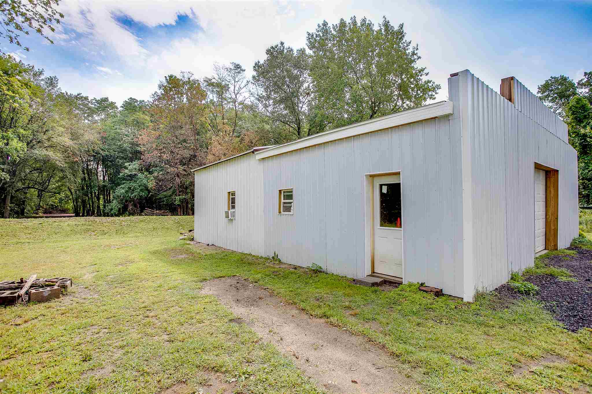 55356 Fir Road Mishawaka, IN 46545 - Photo 28 of 36 Gallery Image 28