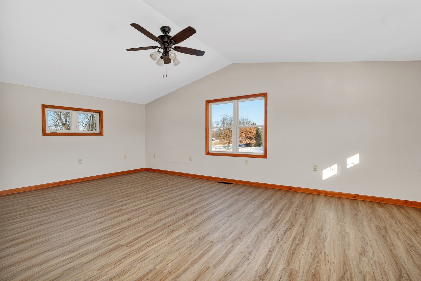 35047 Cemetery Road Braidwood, IL 60408 - Photo 12 of 26 Gallery Image 12