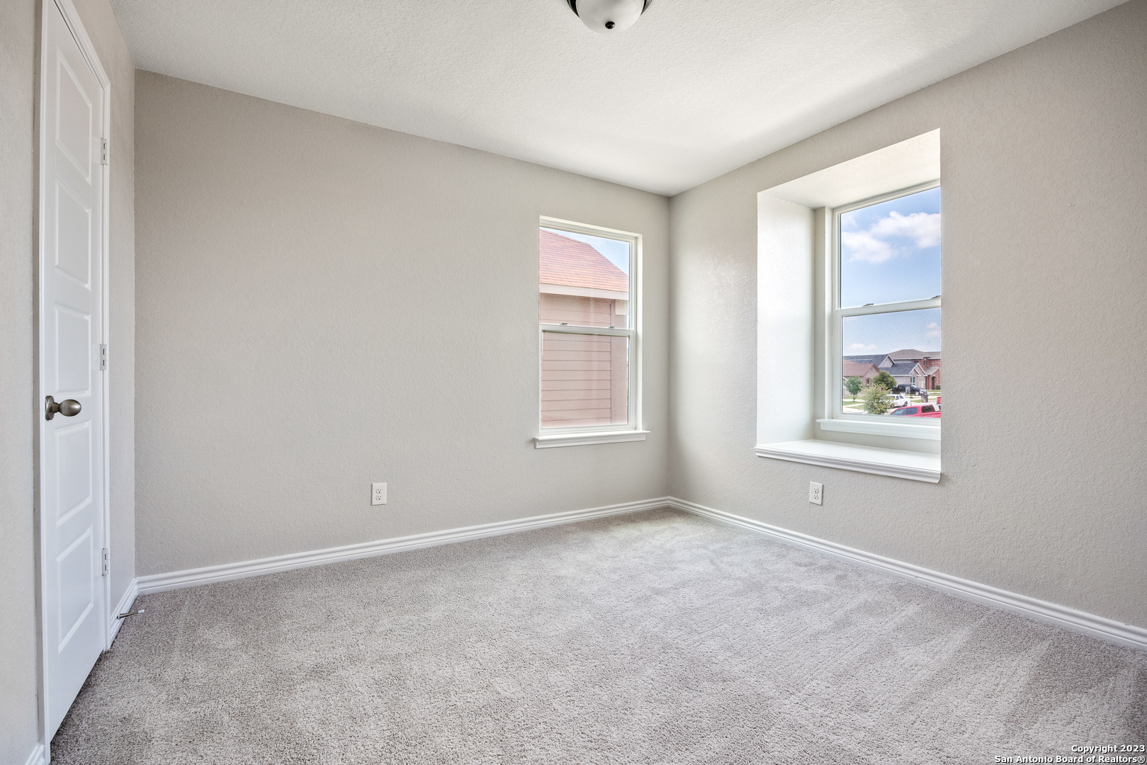 13314 Stetson Trail San Antonio, TX 78223 - Photo 10 of 16