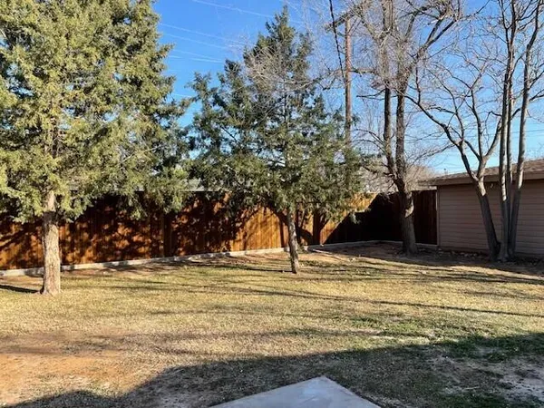 $1,400 | 2409 Utica Avenue, Lubbock, TX 79407