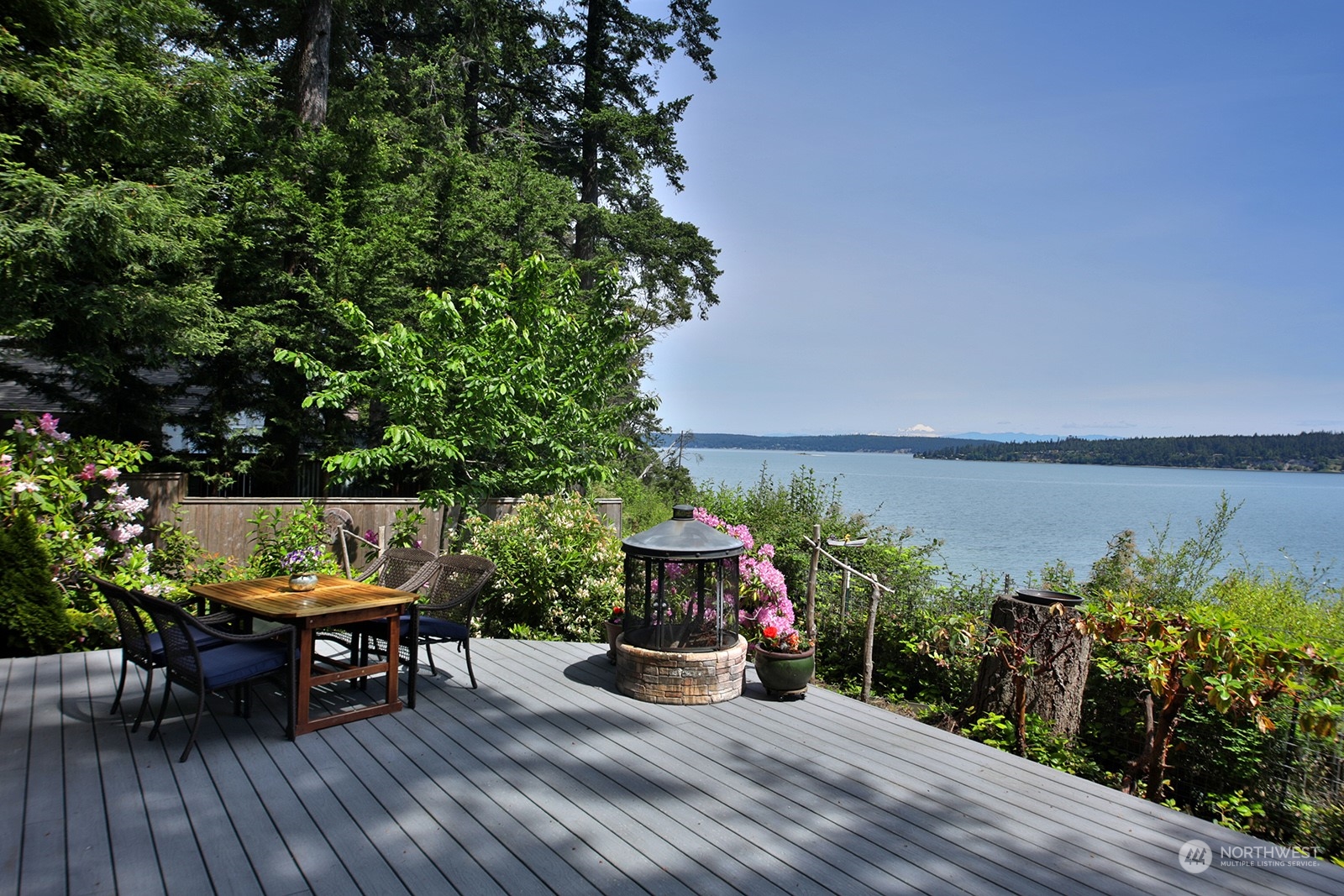 1276 Dines Point Road Greenbank, WA 98253 - Photo 8 of 39 Gallery Image 8