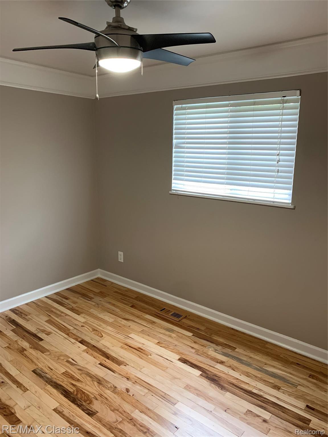 529 Sheldon Road Plymouth, MI 48170 - Photo 18 of 30 IMG-4904.jpg