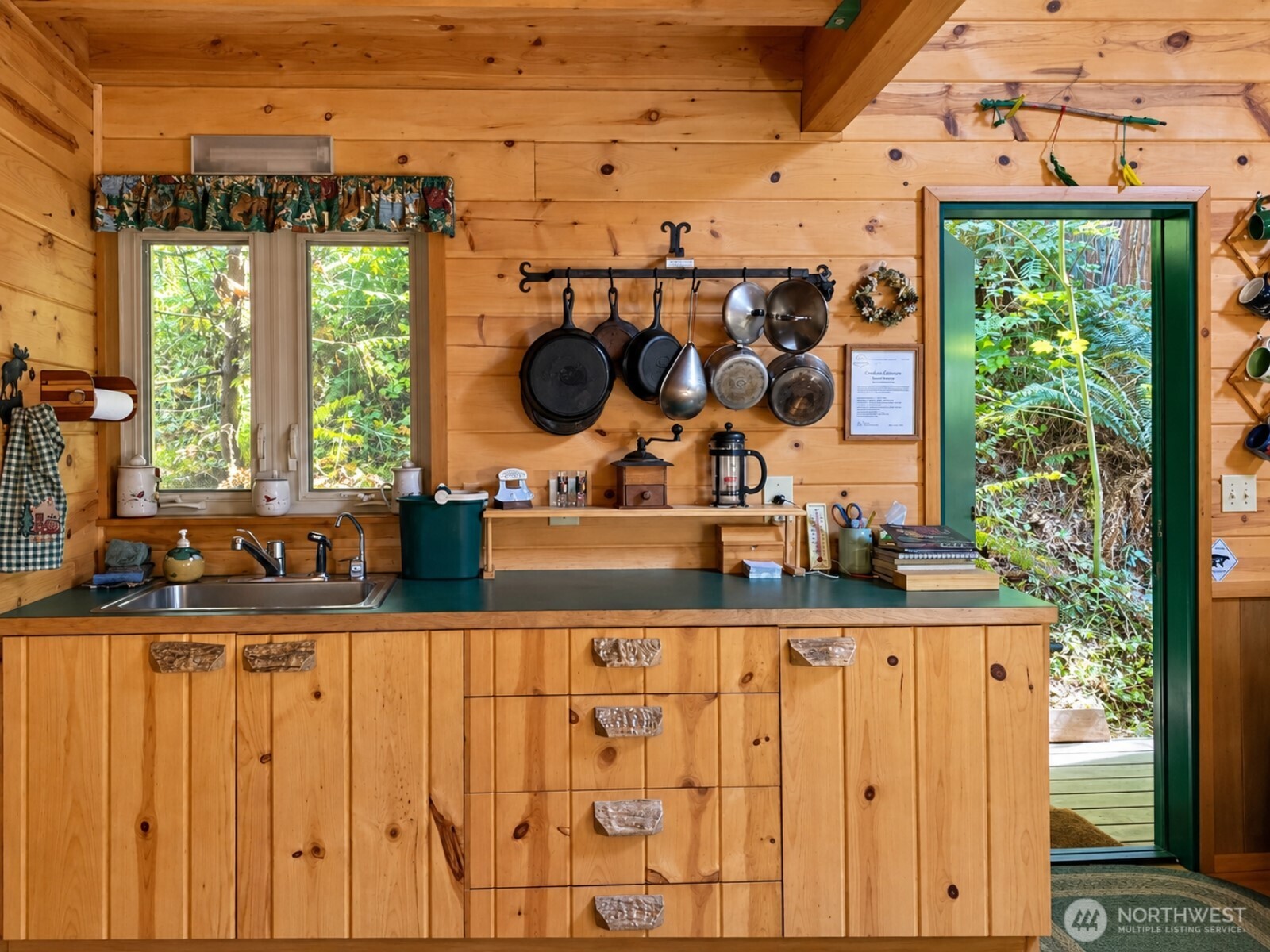 661 Old Barn Road Randle, WA 98377 - Photo 7 of 22 Gallery Image 7