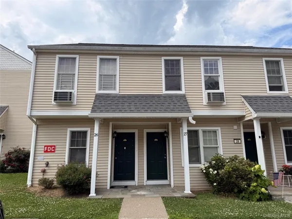$3,350 | 1870 Baldwin Road, Unit 27, Yorktown Heights, NY 10598