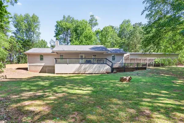 $365,000 | 386 Ridgewood Drive, Pendergrass, GA 30567