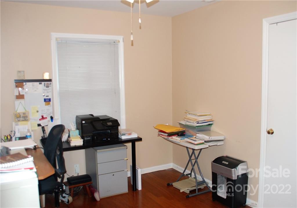 206 Clearbrook Road Matthews, NC 28105 - Photo 16 of 29 Gallery Image 16