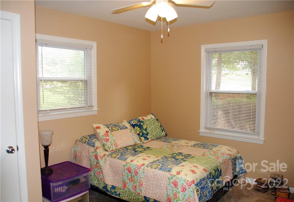 206 Clearbrook Road Matthews, NC 28105 - Photo 17 of 29 Gallery Image 17