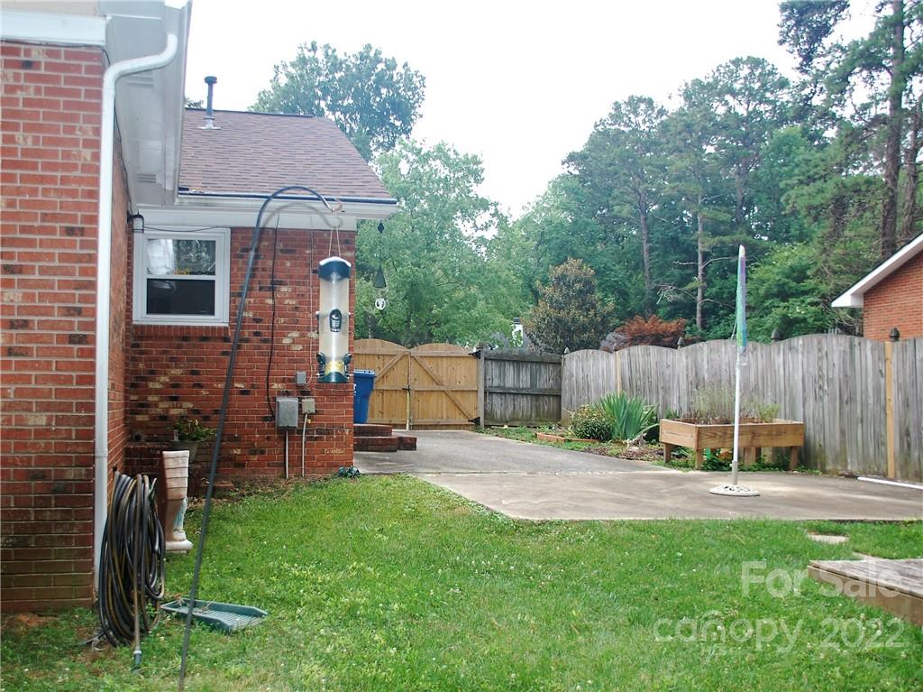206 Clearbrook Road Matthews, NC 28105 - Photo 29 of 29 Gallery Image 29