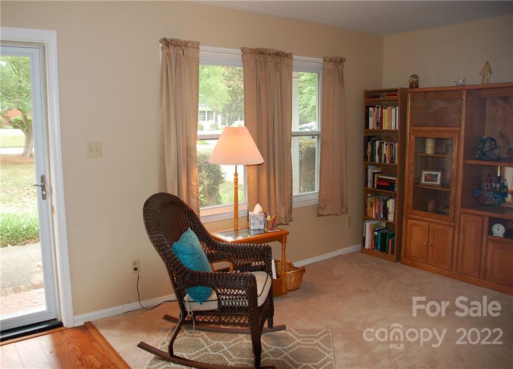 206 Clearbrook Road Matthews, NC 28105 - Photo 4 of 29 Gallery Image 4