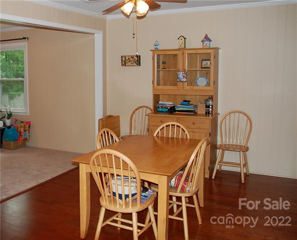 206 Clearbrook Road Matthews, NC 28105 - Photo 10 of 29 Gallery Image 10