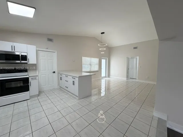 $3,450 | 15275 Southwest 56th Terrace, Miami, FL 33193
