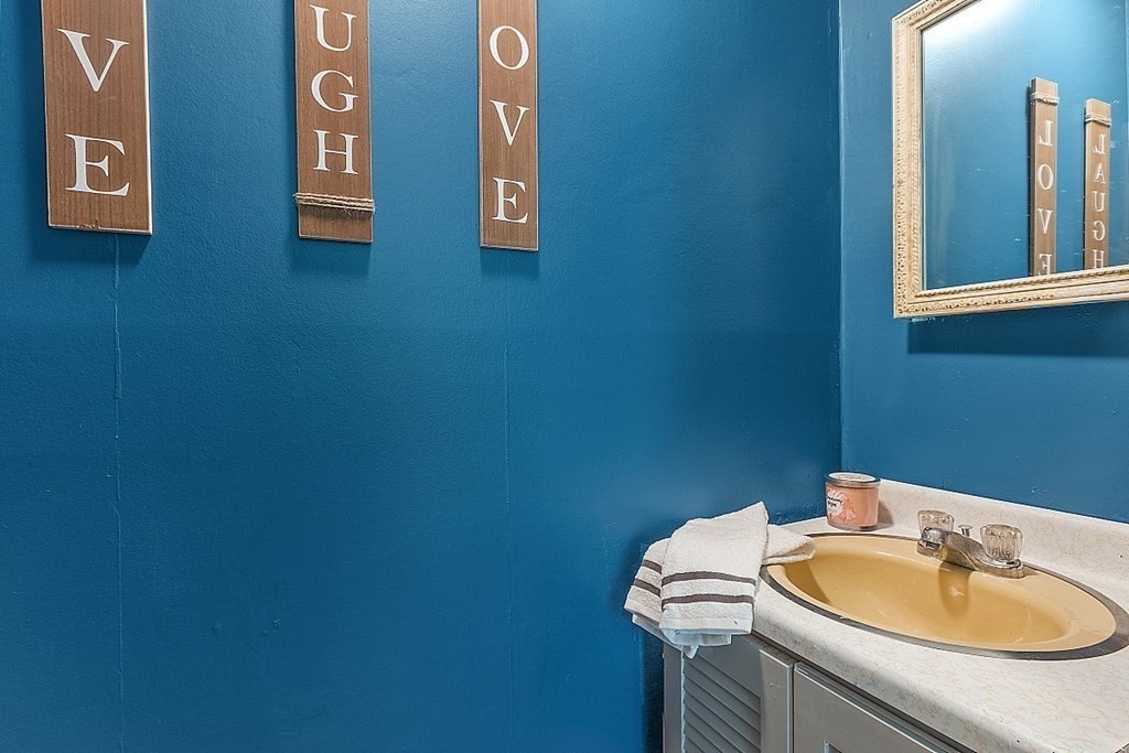 12 Patricia Road Westminster, MA 01473 - Photo 22 of 42