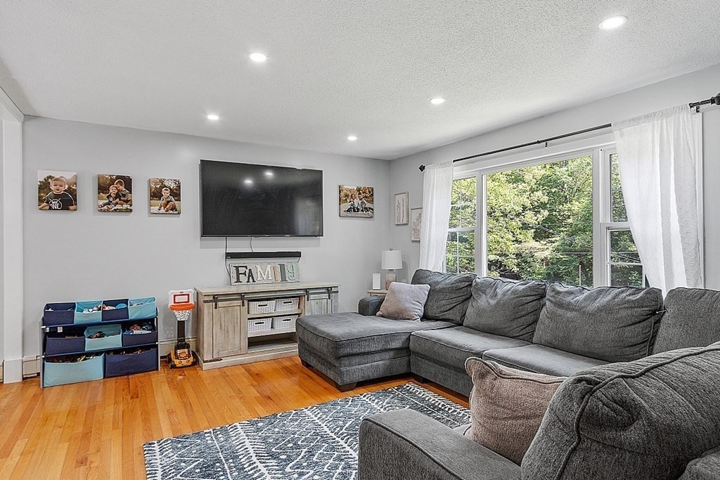 12 Patricia Road Westminster, MA 01473 - Photo 5 of 42