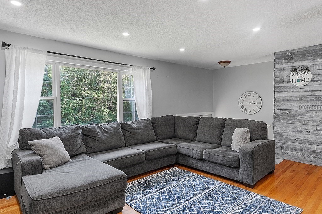 12 Patricia Road Westminster, MA 01473 - Photo 6 of 42