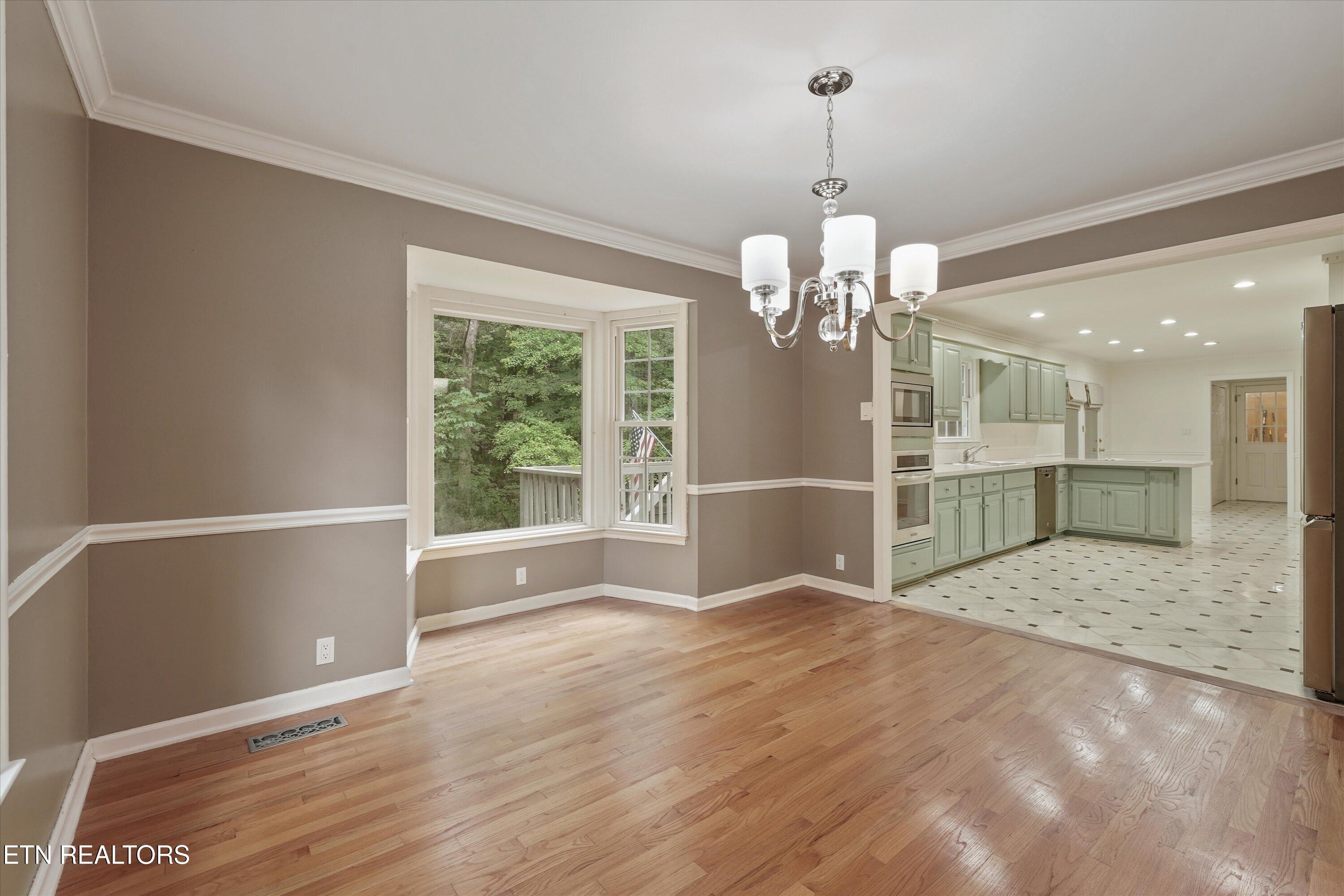 109 Crestview Lane Oak Ridge, TN 37830 - Photo 10 of 60 12-109 Crestview Ln14