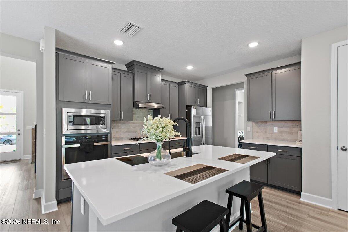 28 Aspendale Road Ponte Vedra, FL 32081 - Photo 9 of 25 09-Kitchen