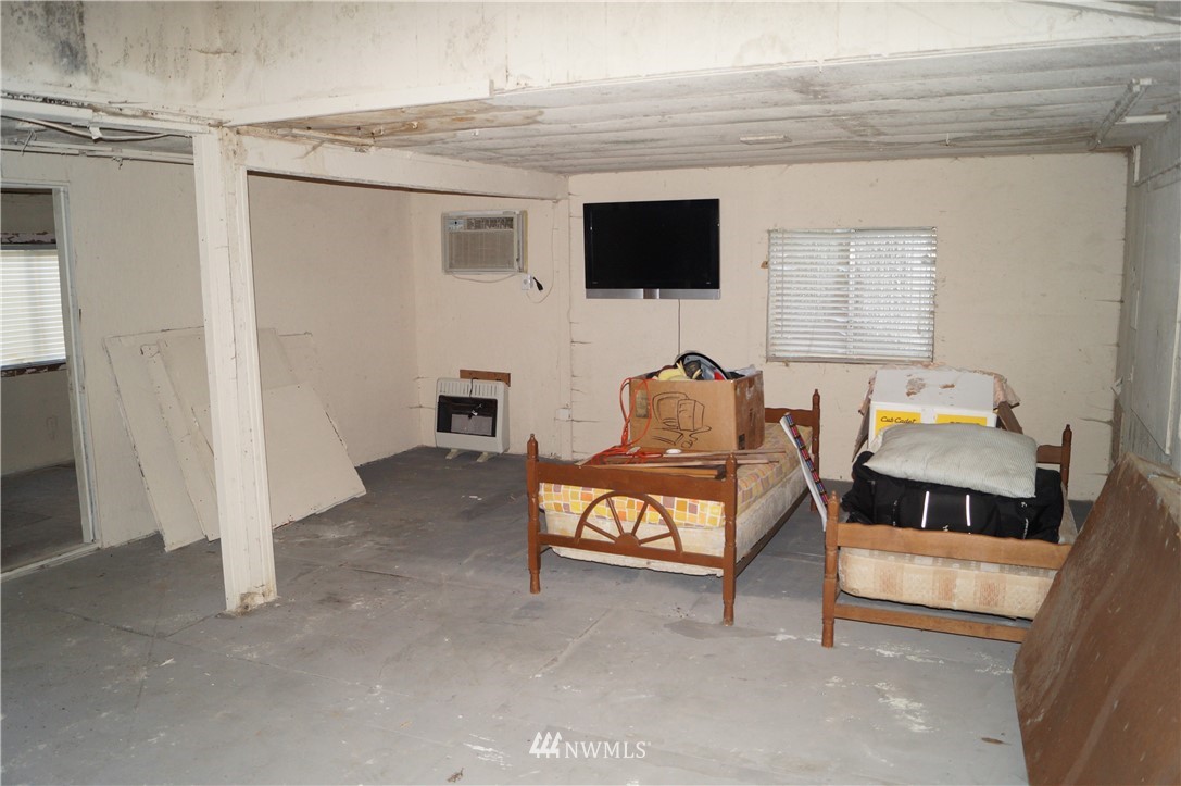 1527 Kirkpatrick Road Humptulips, WA 98550 - Photo 9 of 13 Gallery Image 9