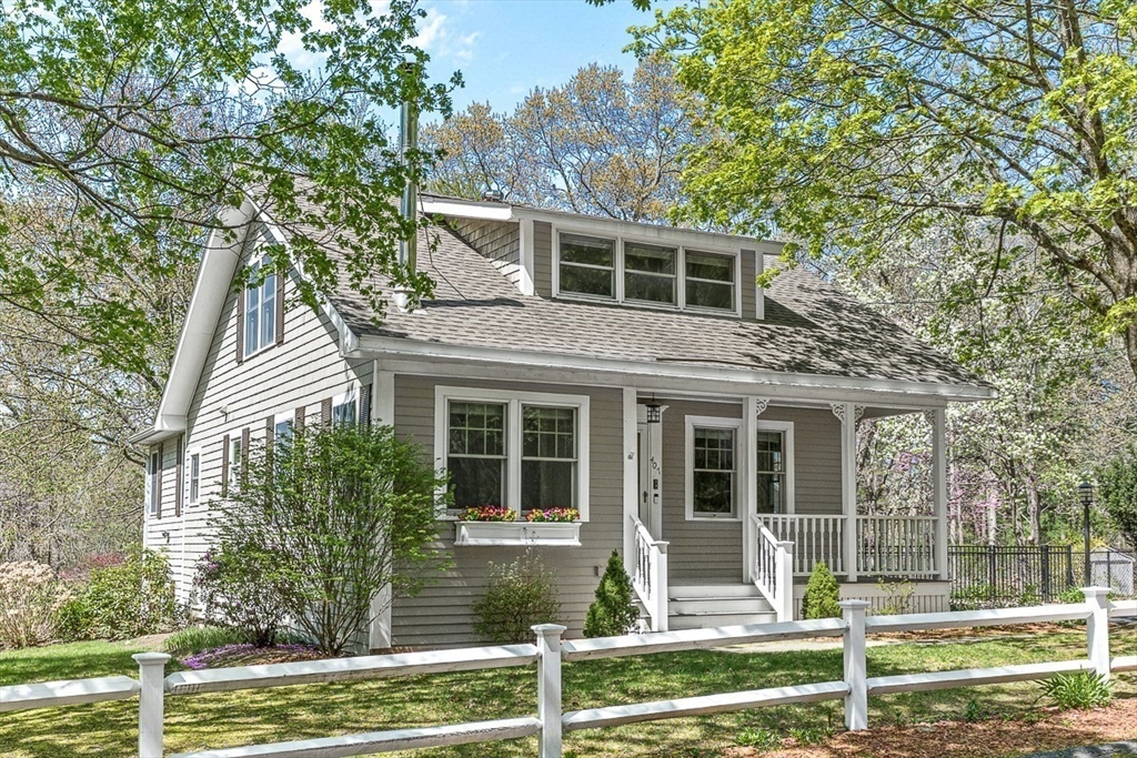 407 Walpole Street Canton, MA 02021 - Photo 1 of 26 Gallery Image 1