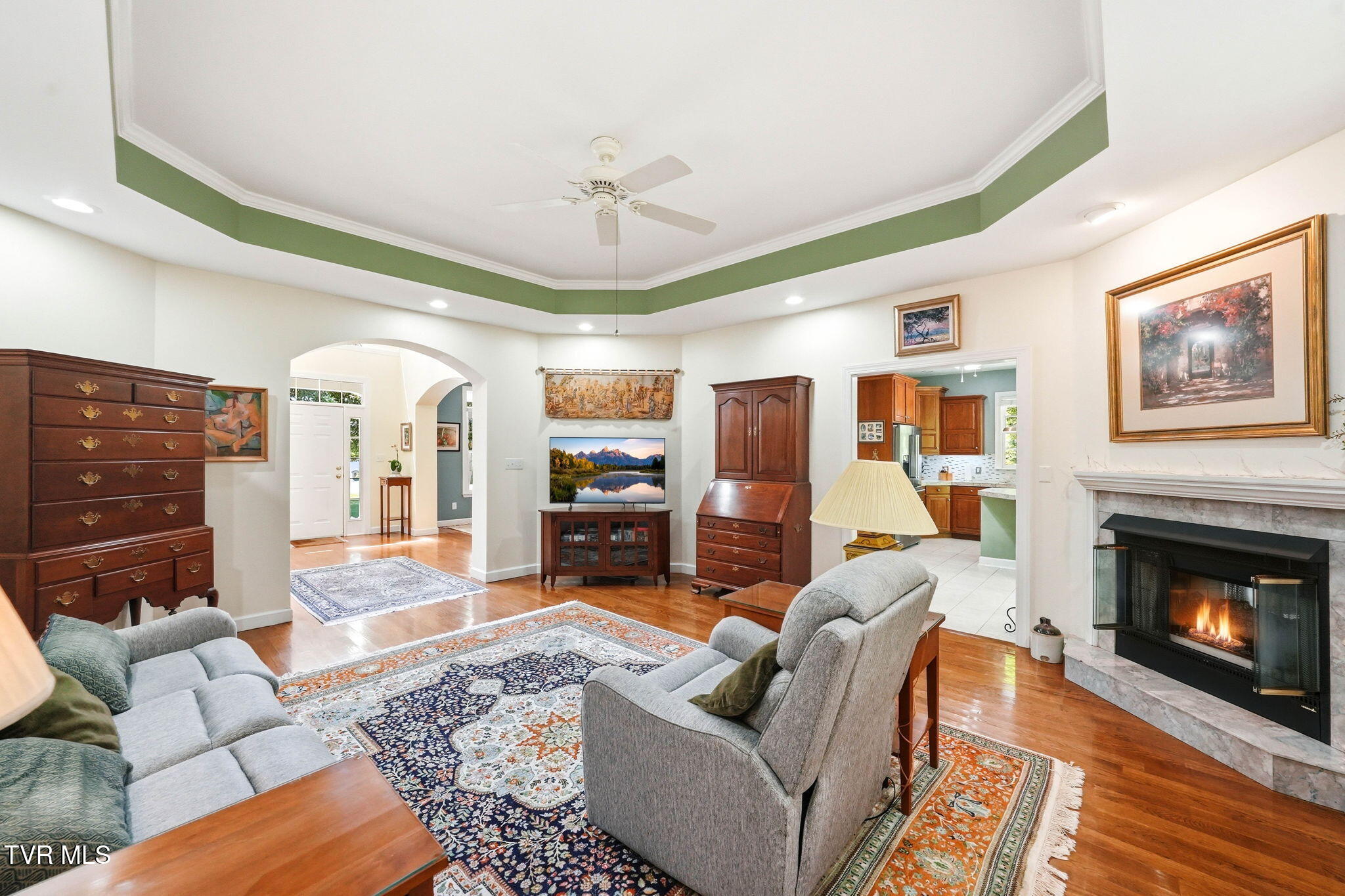 415 Ridge Point Court Bluff City, TN 37618 - Photo 12 of 52 16-web-or-mls-415 Ridge Pointe-19