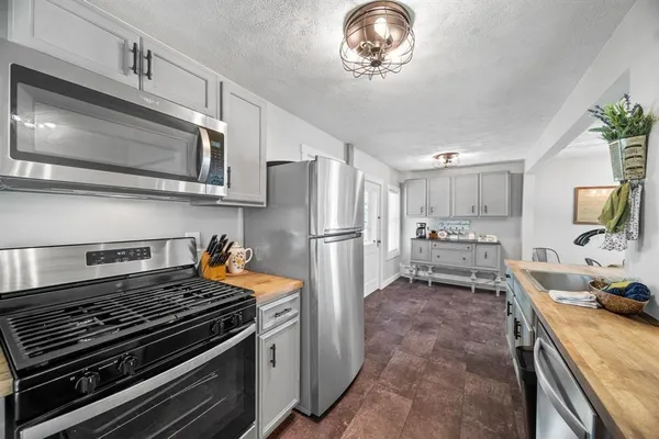 $324,900 | 232 North Main Street, Cambridge Springs, PA 16403