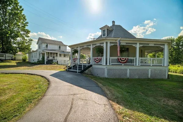 $324,900 | 232 North Main Street, Cambridge Springs, PA 16403