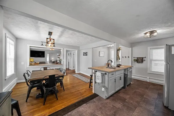 $324,900 | 232 North Main Street, Cambridge Springs, PA 16403