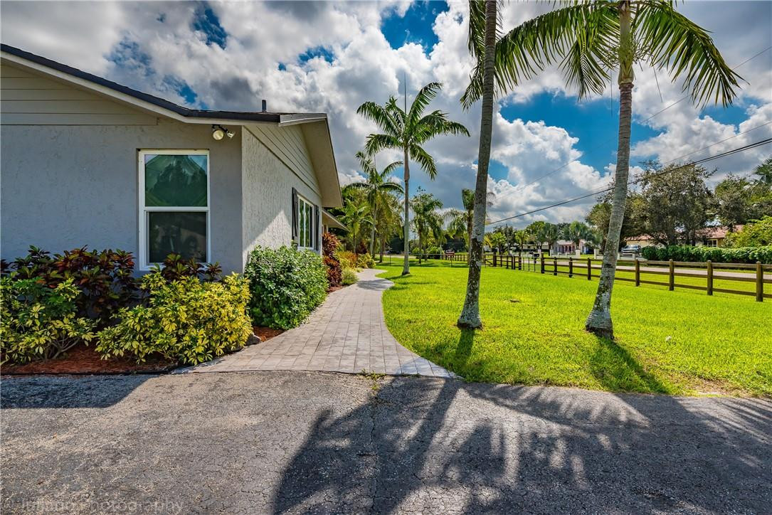 5620 Southwest 164th Terrace Southwest Ranches, FL 33331 - Photo 23 of 42 Photo 23