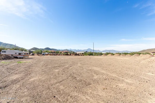 $300,000 | 11620 South 37th Avenue, Unit 15, Laveen, AZ 85339