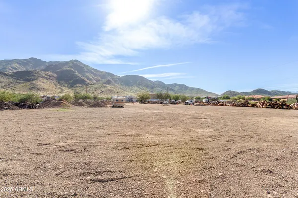 $300,000 | 11620 South 37th Avenue, Unit 15, Laveen, AZ 85339