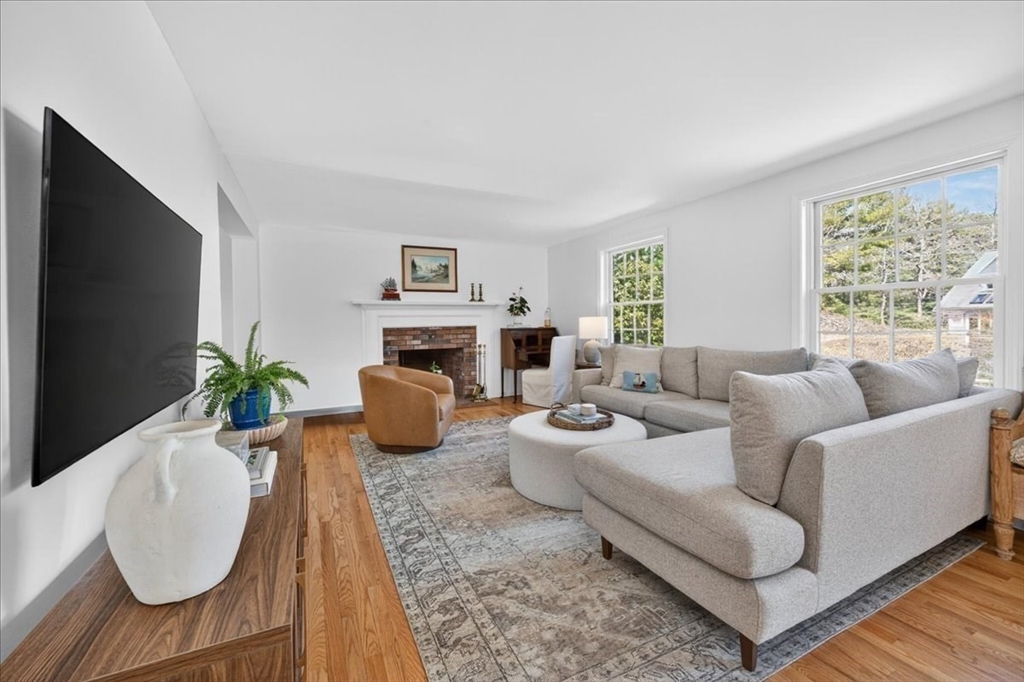 47 Cherry Tree Road Barnstable, MA 02635 - Photo 2 of 25