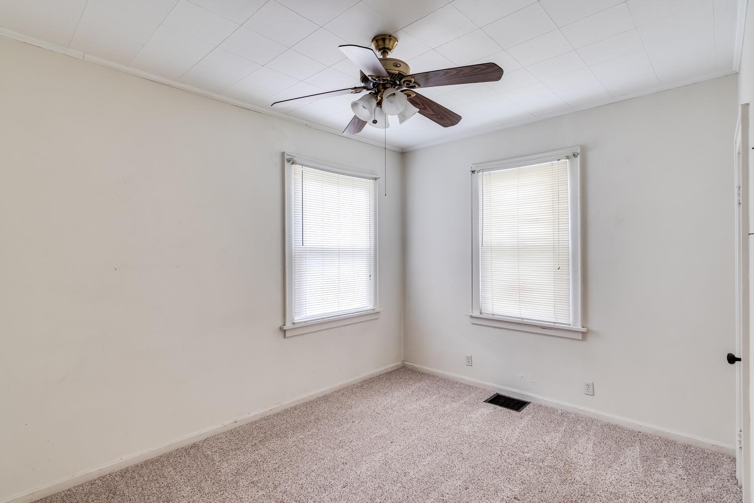 4554 Buxton Road Cincinnati, OH 45242 - Photo 21 of 40 Gallery Image 21