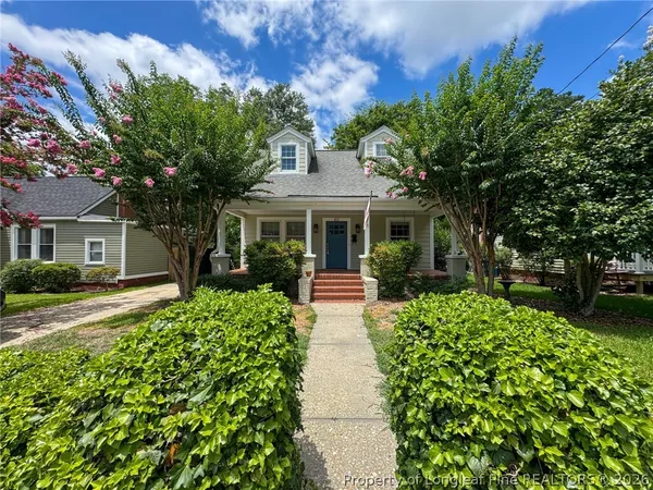 $2,300 | 411 Cape Fear Avenue, Fayetteville, NC 28303