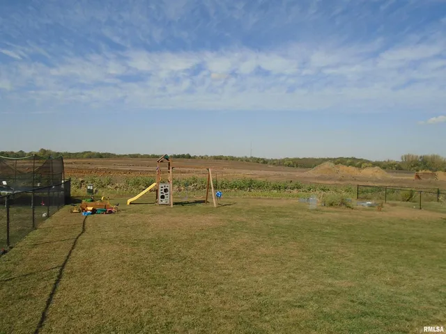 $345,000 | 119 14th Avenue, De Witt, IA 52742