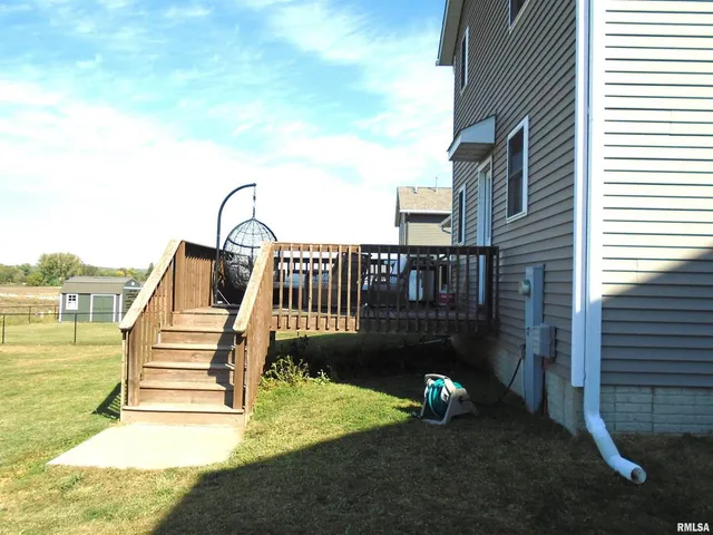 $345,000 | 119 14th Avenue, De Witt, IA 52742