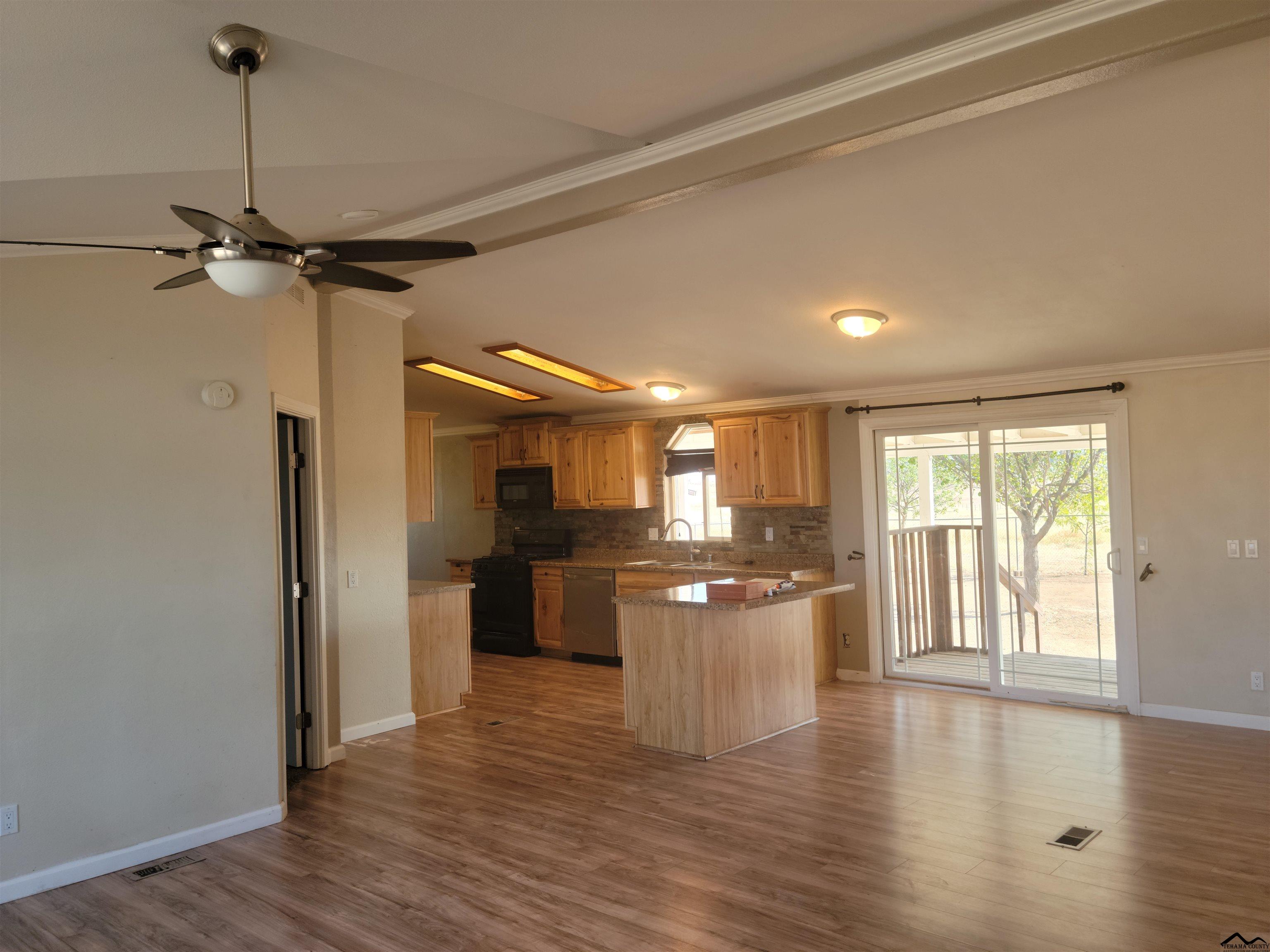 24295 Easy Street Corning, CA 96021 - Photo 10 of 25
