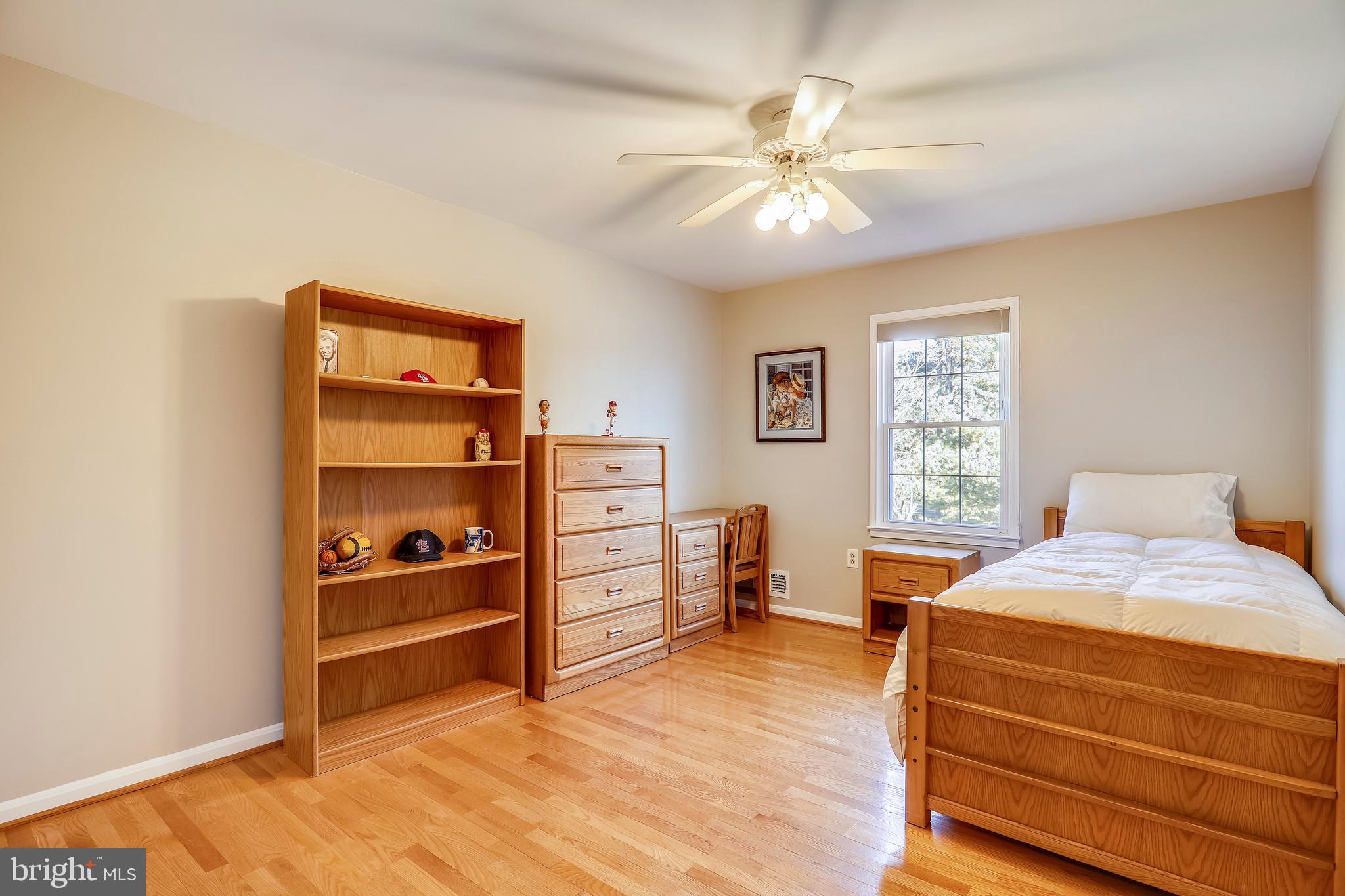 1613 Chester Mill Road Silver Spring, MD 20906 - Photo 29 of 38 Bedroom #3
