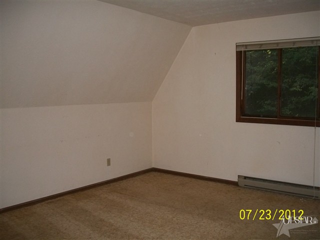 6792 Wabash Road Huntington, IN 46750 - Photo 11 of 20 Gallery Image 11