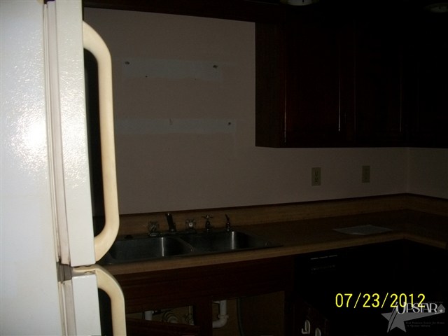 6792 Wabash Road Huntington, IN 46750 - Photo 7 of 20 Gallery Image 7