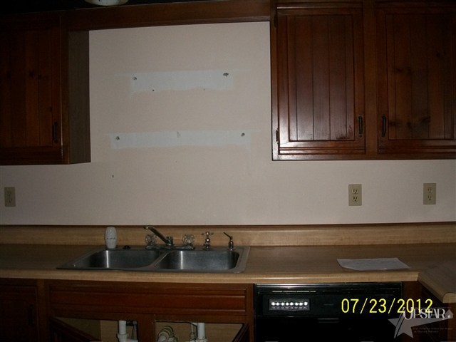 6792 Wabash Road Huntington, IN 46750 - Photo 8 of 20 Gallery Image 8