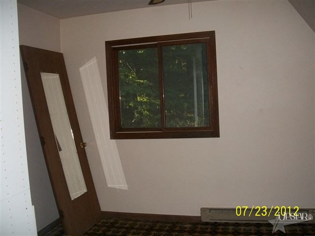 6792 Wabash Road Huntington, IN 46750 - Photo 9 of 20 Gallery Image 9