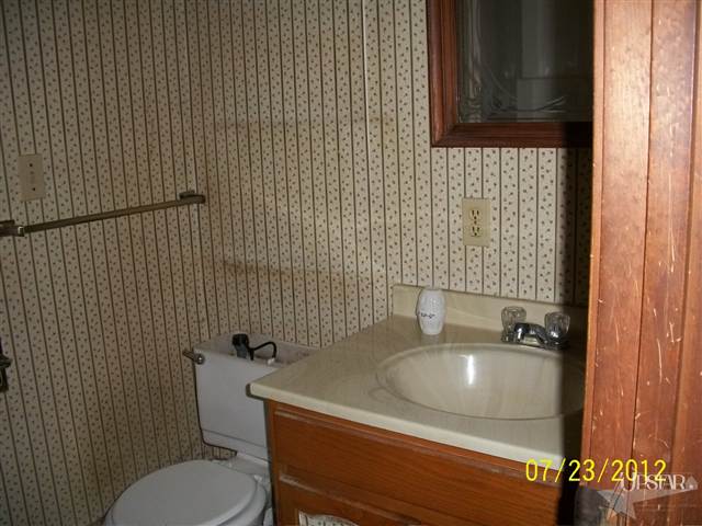 6792 Wabash Road Huntington, IN 46750 - Photo 10 of 20 Gallery Image 10